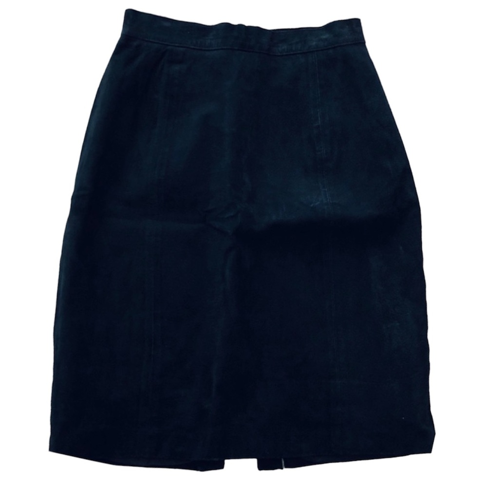 Vintage Suede Petite Sophisticates black skirt with slit in the back size 6